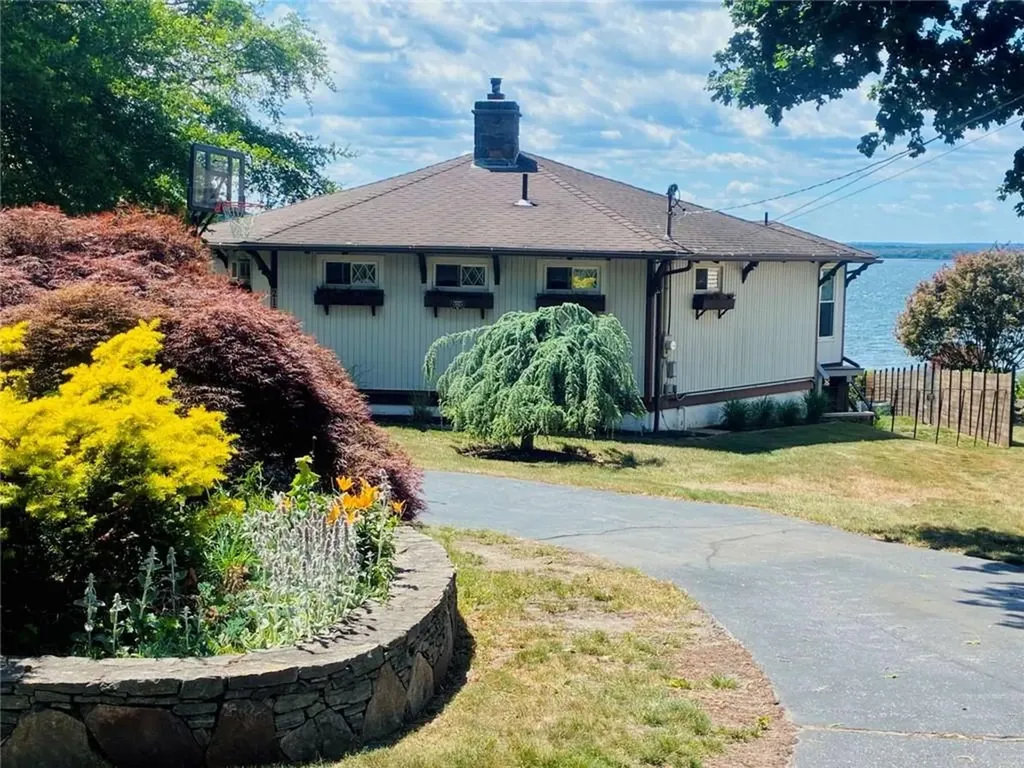 213 Seaside Drive Jamestown RI 02835