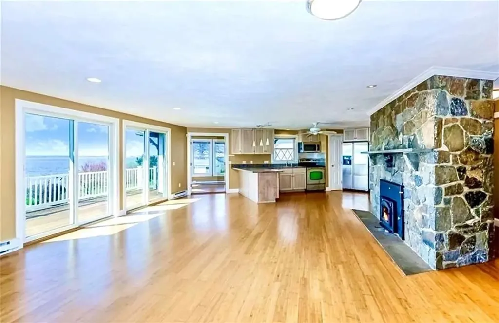 213 Seaside Drive Jamestown RI 02835