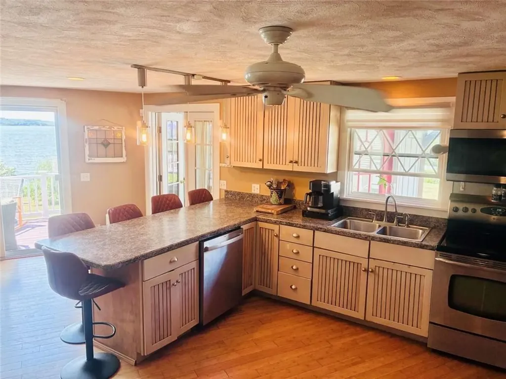213 Seaside Drive Jamestown RI 02835