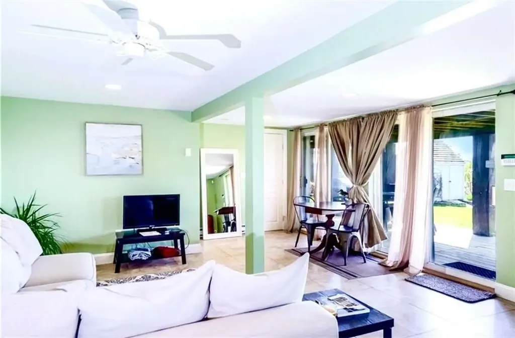 213 Seaside Drive Jamestown RI 02835