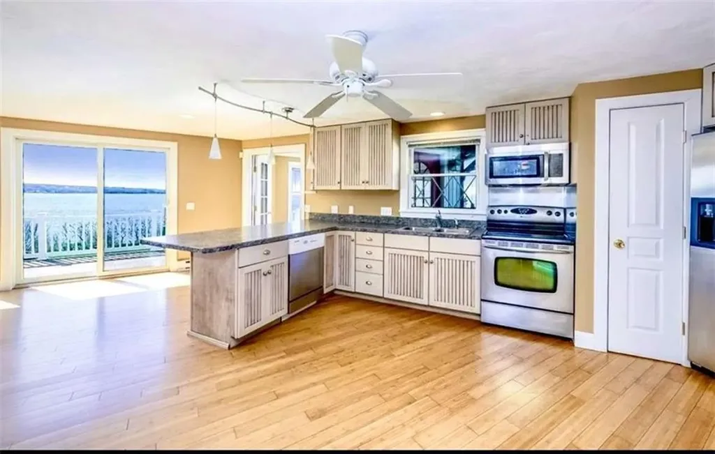 213 Seaside Drive Jamestown RI 02835