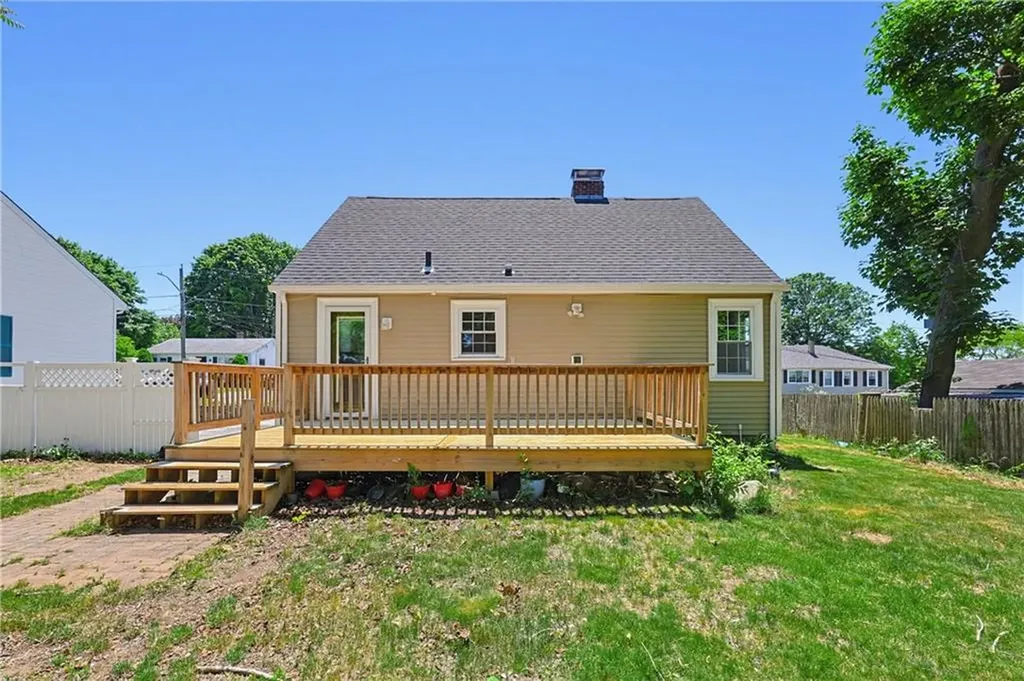14 Jenks Street East Providence RI 02914