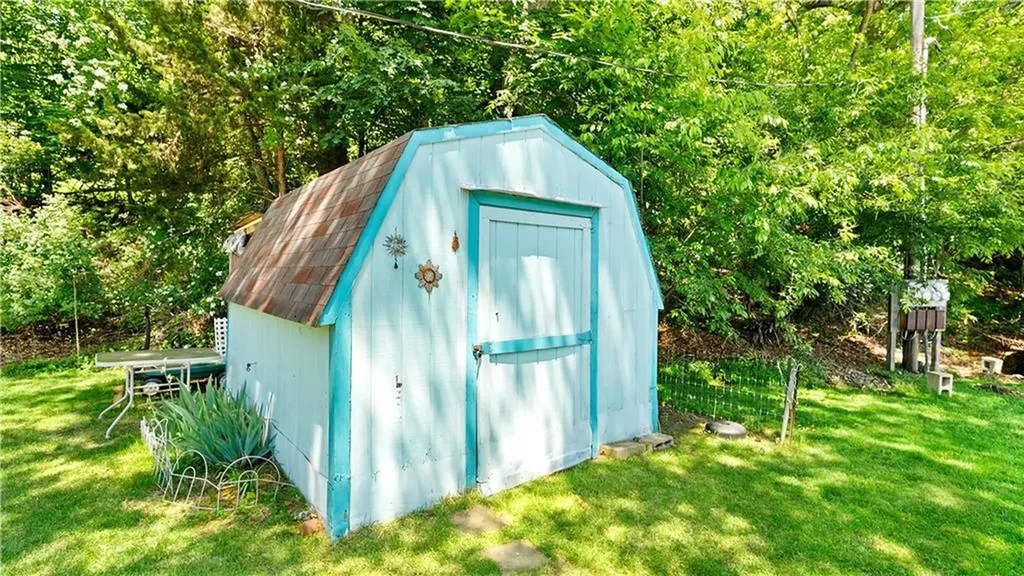 979 #8 Toll Gate Road Warwick RI 02886