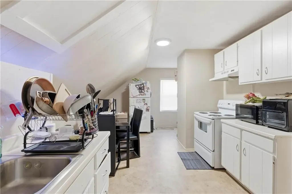 453 Central Avenue Pawtucket RI 02861