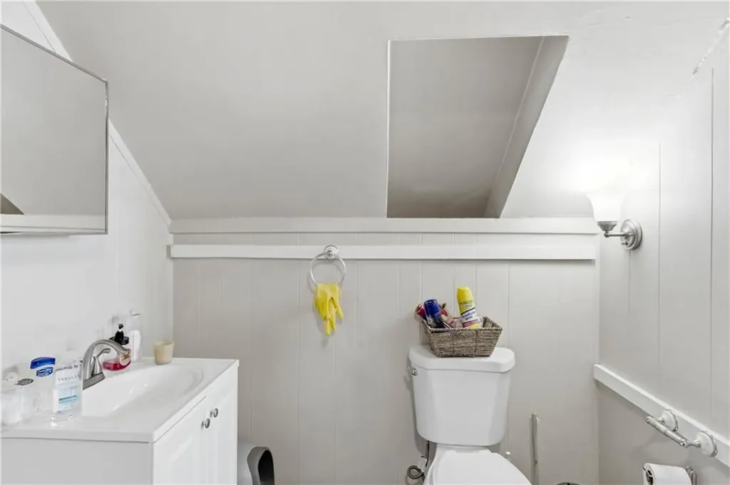 453 Central Avenue Pawtucket RI 02861