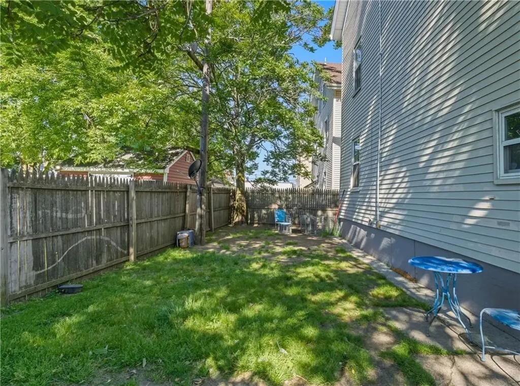 453 Central Avenue Pawtucket RI 02861
