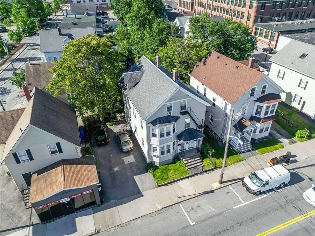 453 Central Avenue Pawtucket RI 02861