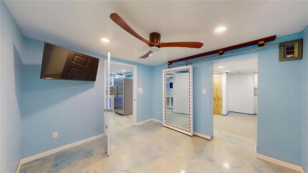 398 Great Road Lincoln RI 02865