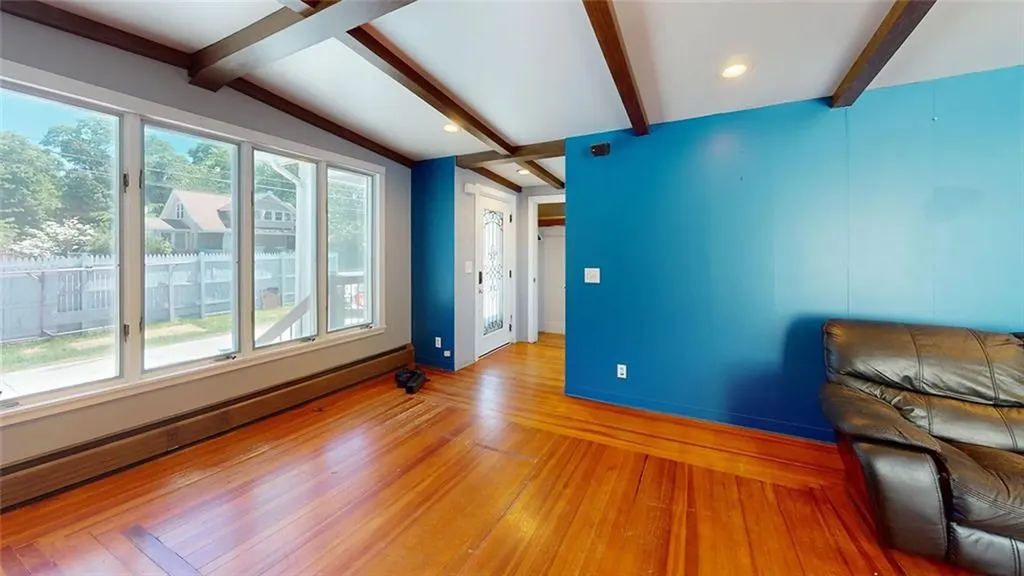 398 Great Road Lincoln RI 02865