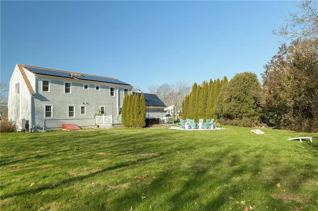 20 Samson Lane Middletown RI 02842