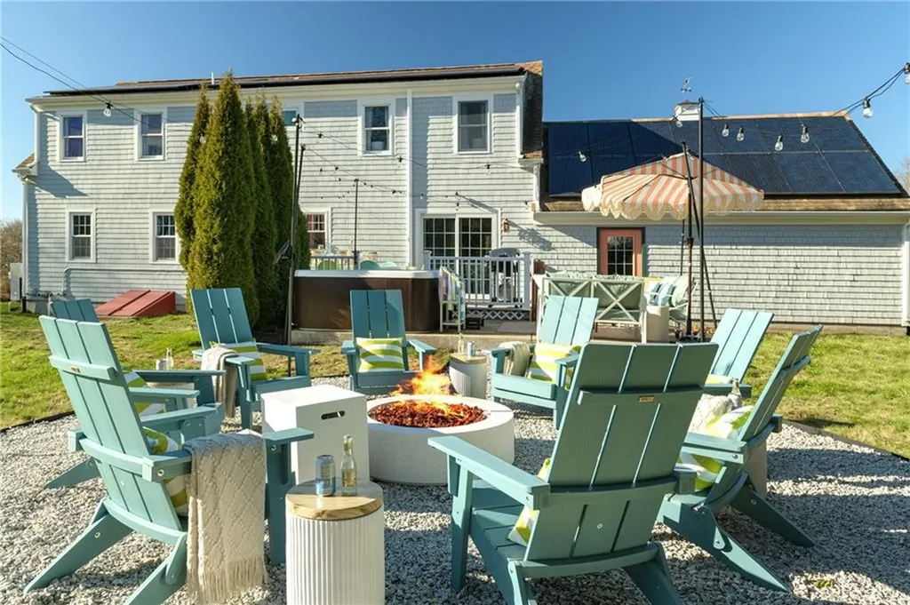 20 Samson Lane Middletown RI 02842