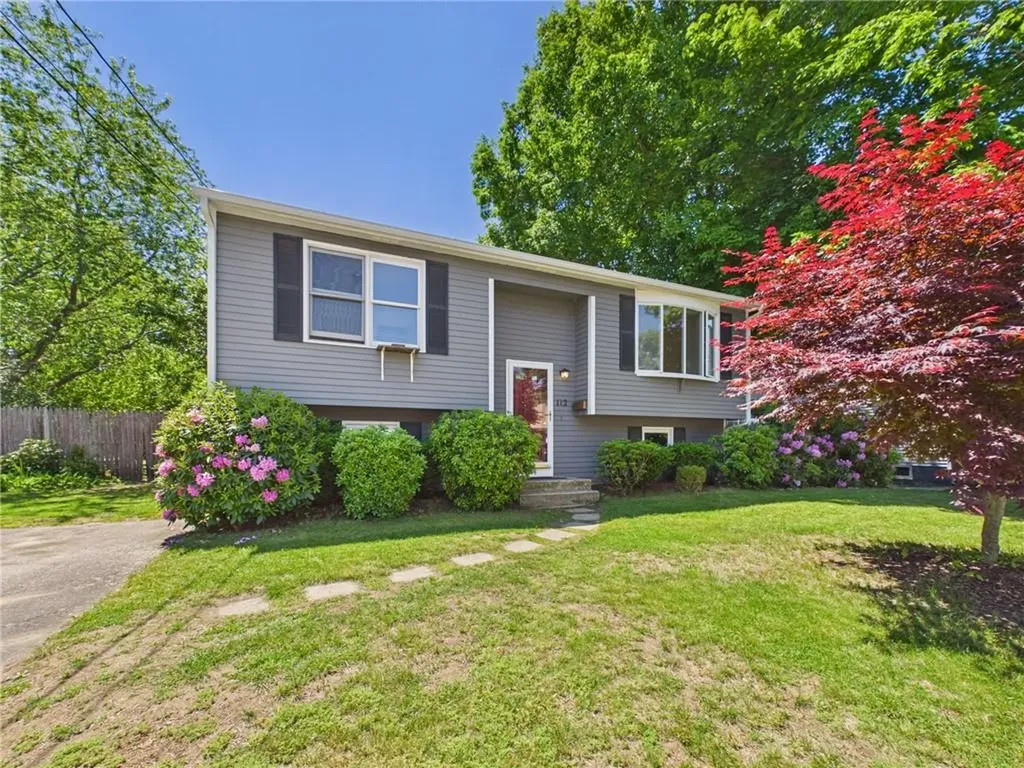 112 Longmeadow Avenue Warwick RI 02889