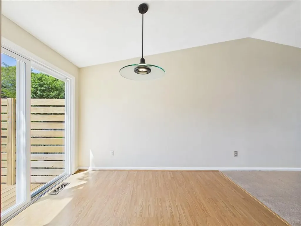 112 Longmeadow Avenue Warwick RI 02889
