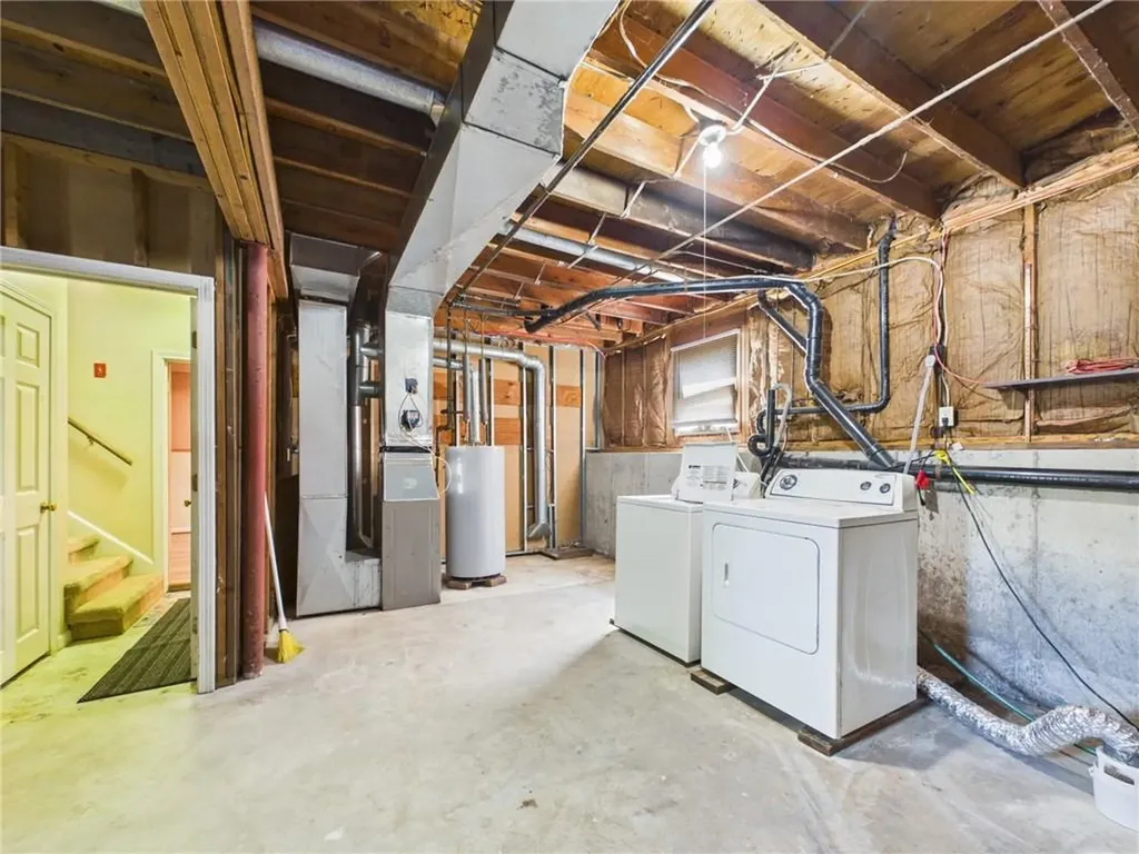 112 Longmeadow Avenue Warwick RI 02889