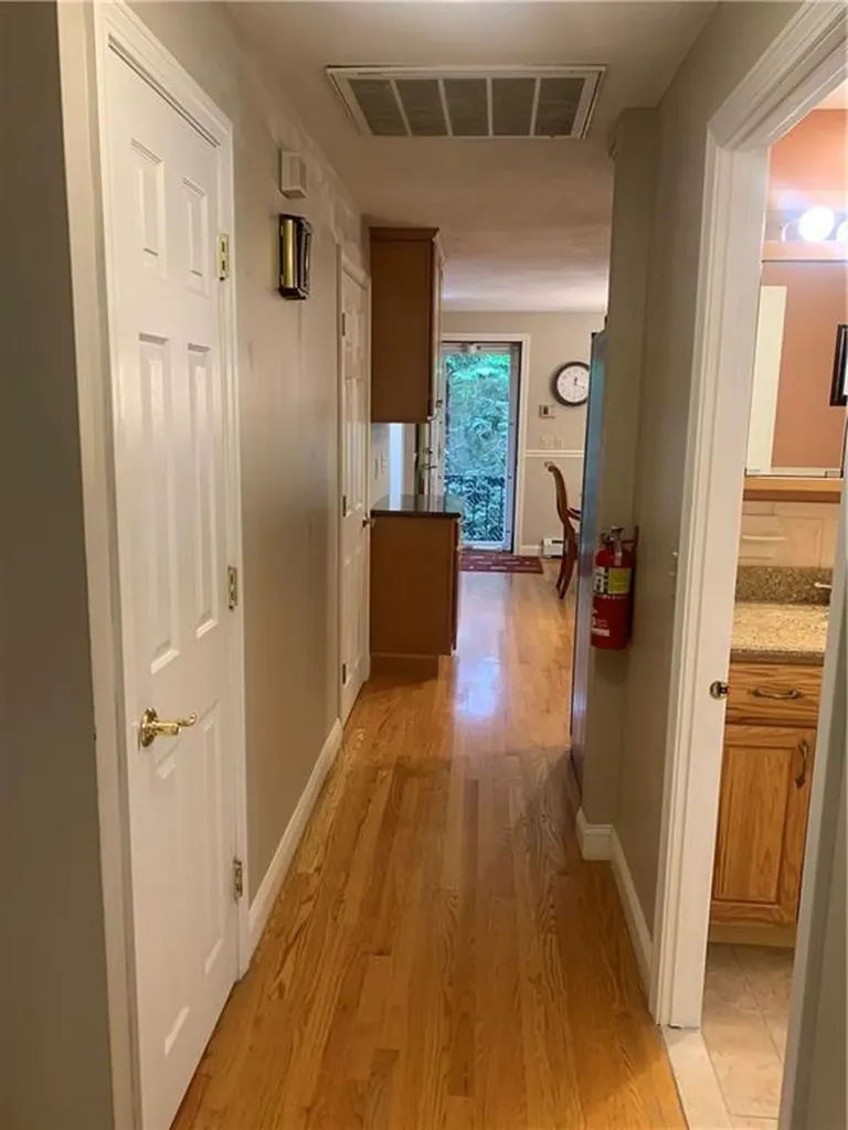 9 Pleasant Avenue North Providence RI 02911