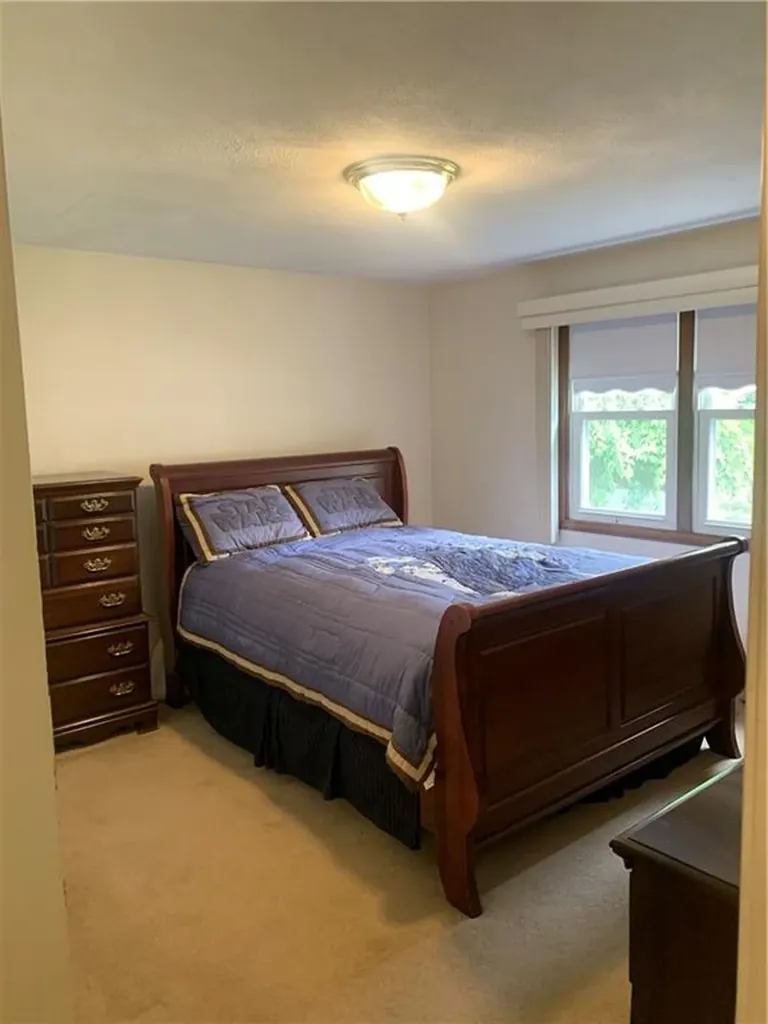 9 Pleasant Avenue North Providence RI 02911