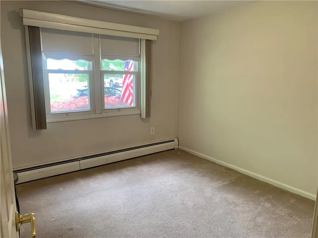 9 Pleasant Avenue North Providence RI 02911