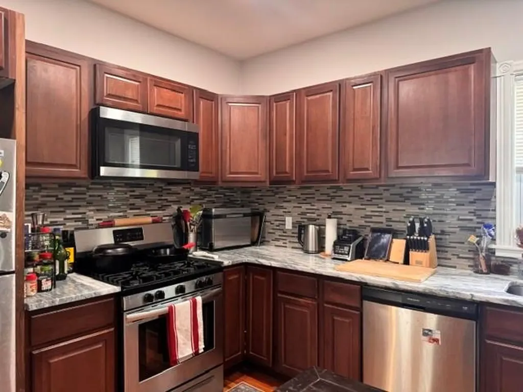 138 140 Doyle Avenue Providence RI 02906
