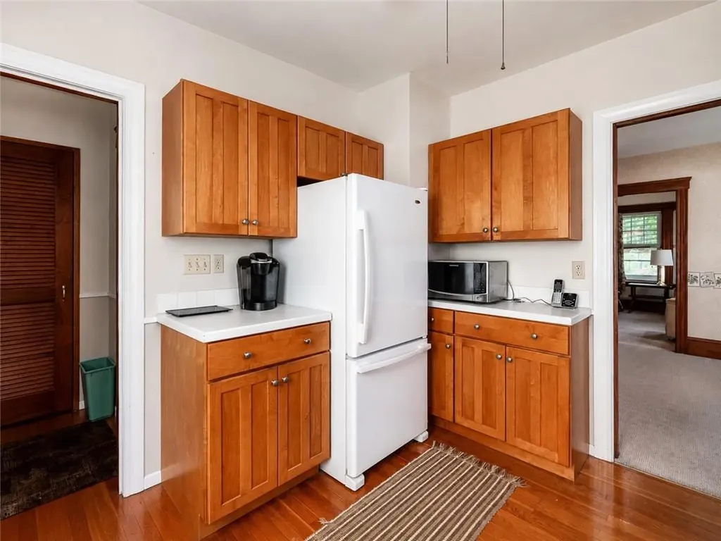 484 Daggett Avenue Pawtucket RI 02861