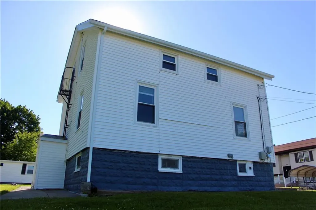 204 Lweis Street North Providence RI 02904