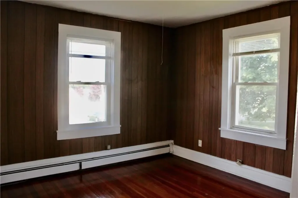 204 Lweis Street North Providence RI 02904