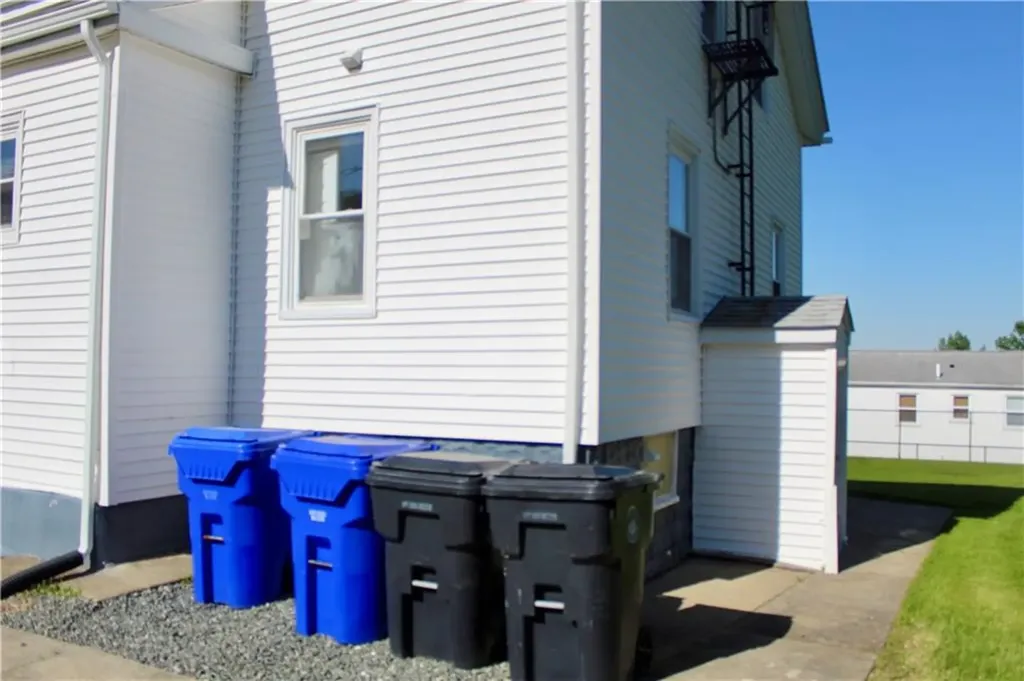 204 Lweis Street North Providence RI 02904