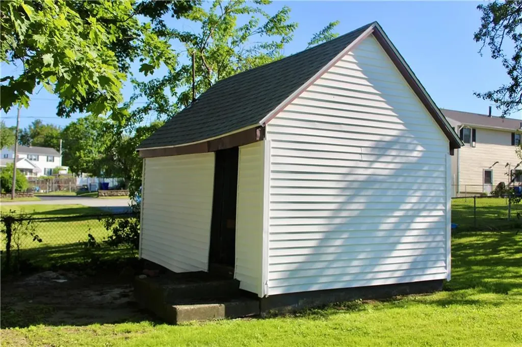 204 Lweis Street North Providence RI 02904