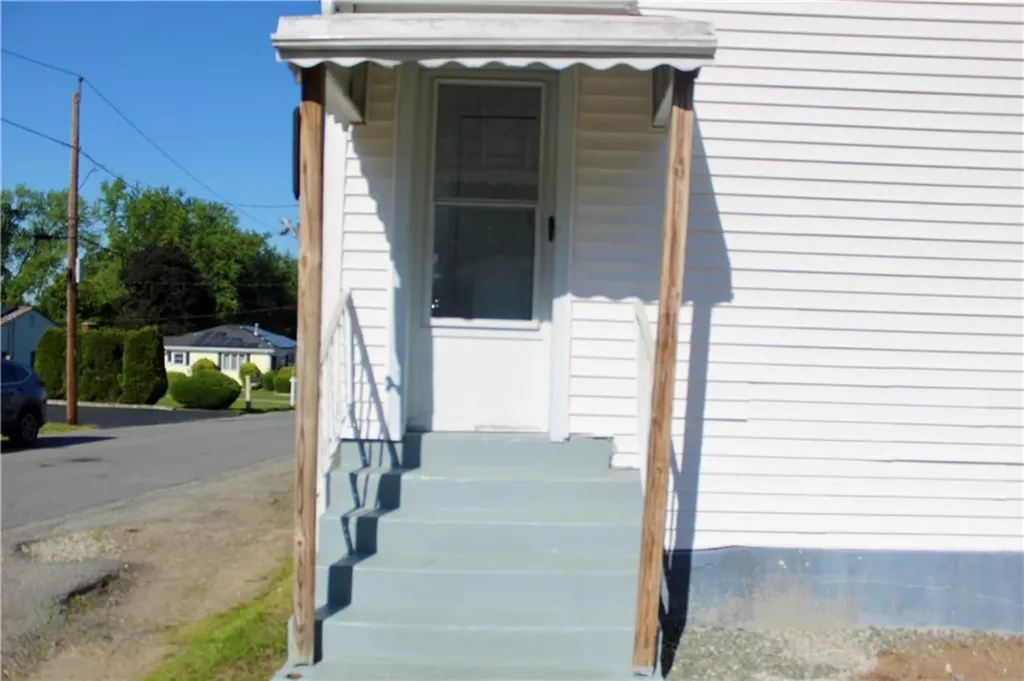 204 Lweis Street North Providence RI 02904