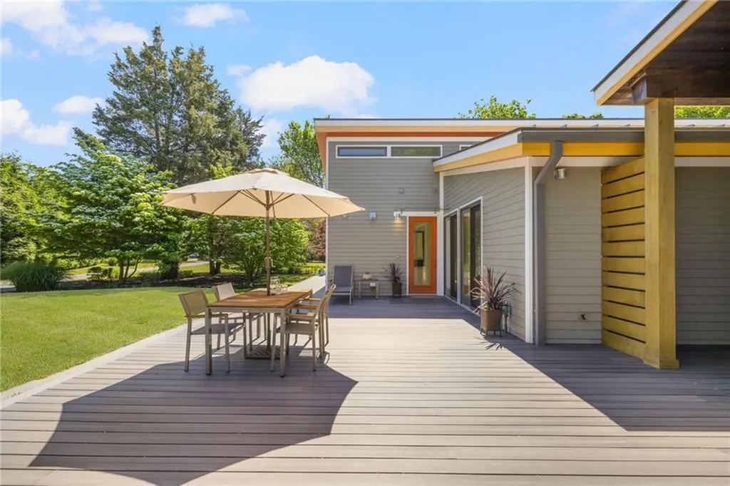 621 East Shore Road Jamestown RI 02835