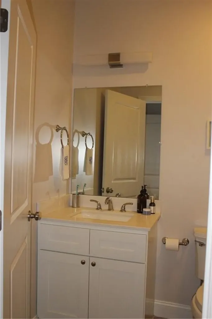 7 Mount Hope Avenue Providence RI 02906
