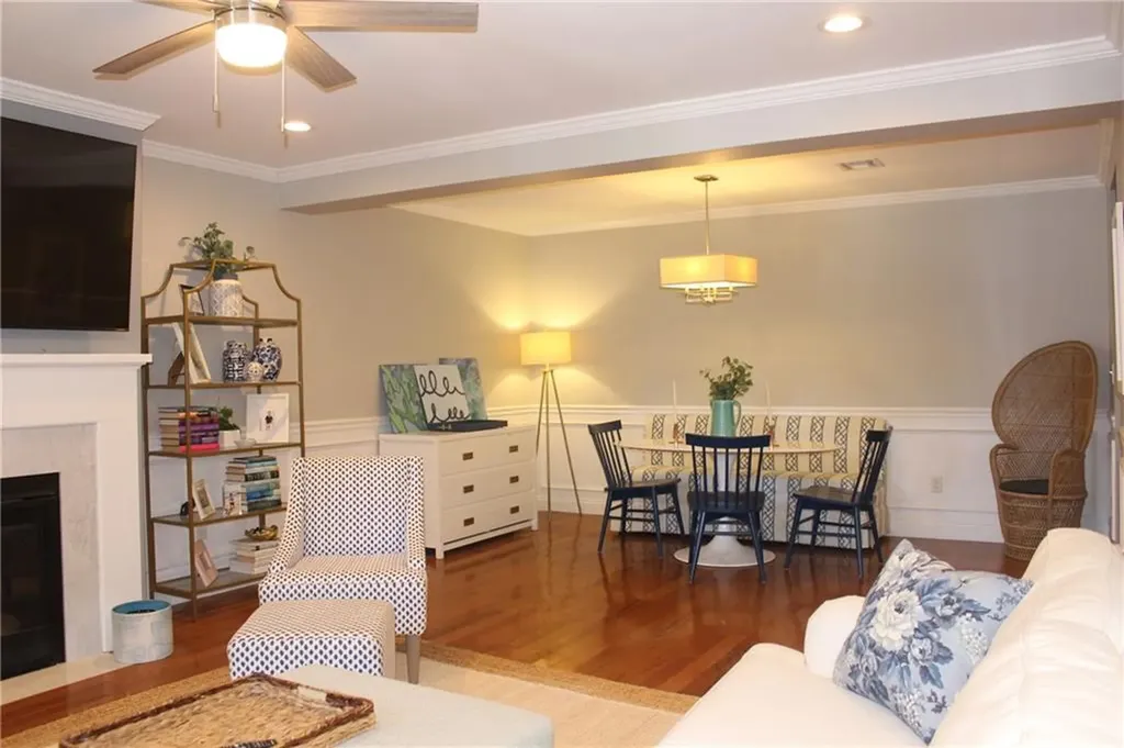 7 Mount Hope Avenue Providence RI 02906