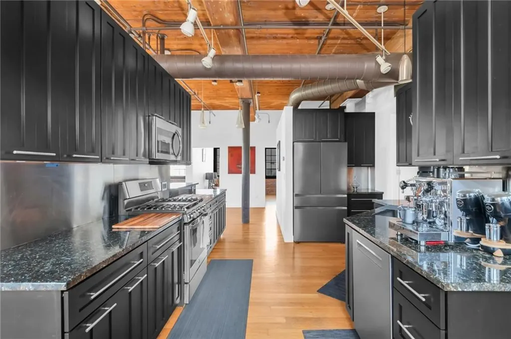 18 Imperial Place Providence RI 02903