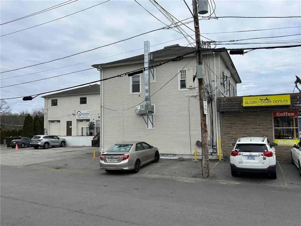 39 Greenville Avenue Johnston RI 02919