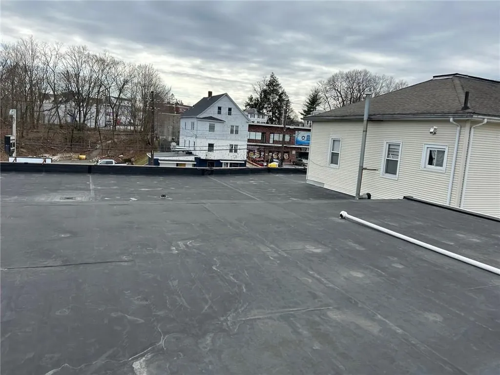 39 Greenville Avenue Johnston RI 02919