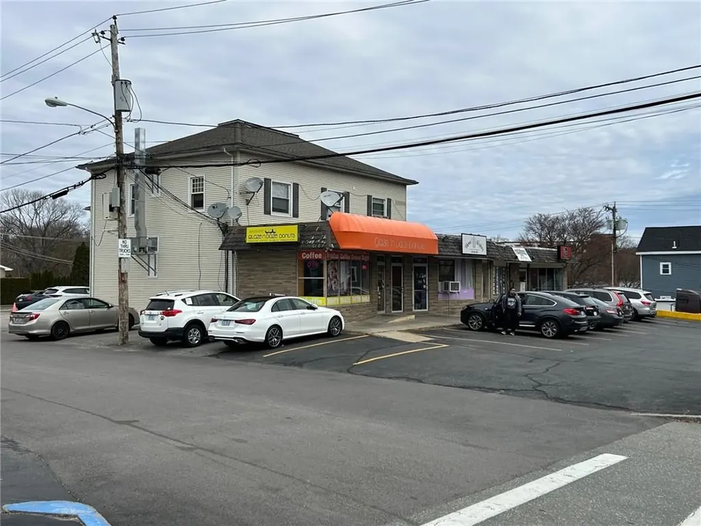 39 Greenville Avenue Johnston RI 02919