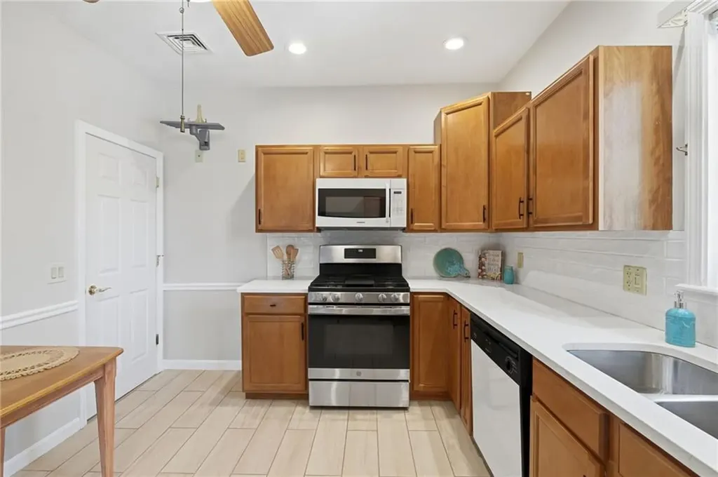 28 Fairview Avenue Cumberland RI 02864