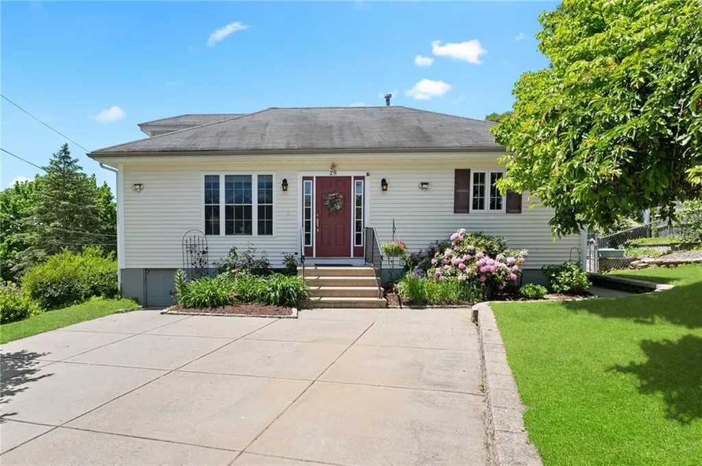 28 Fairview Avenue Cumberland RI 02864