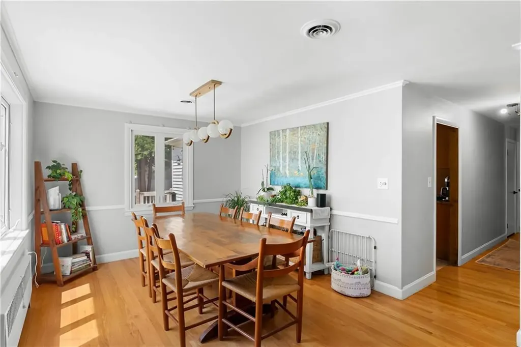 417 Squantum Drive Warwick RI 02888