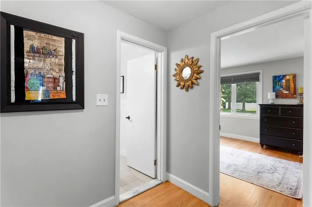 417 Squantum Drive Warwick RI 02888