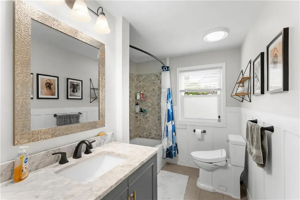 417 Squantum Drive Warwick RI 02888