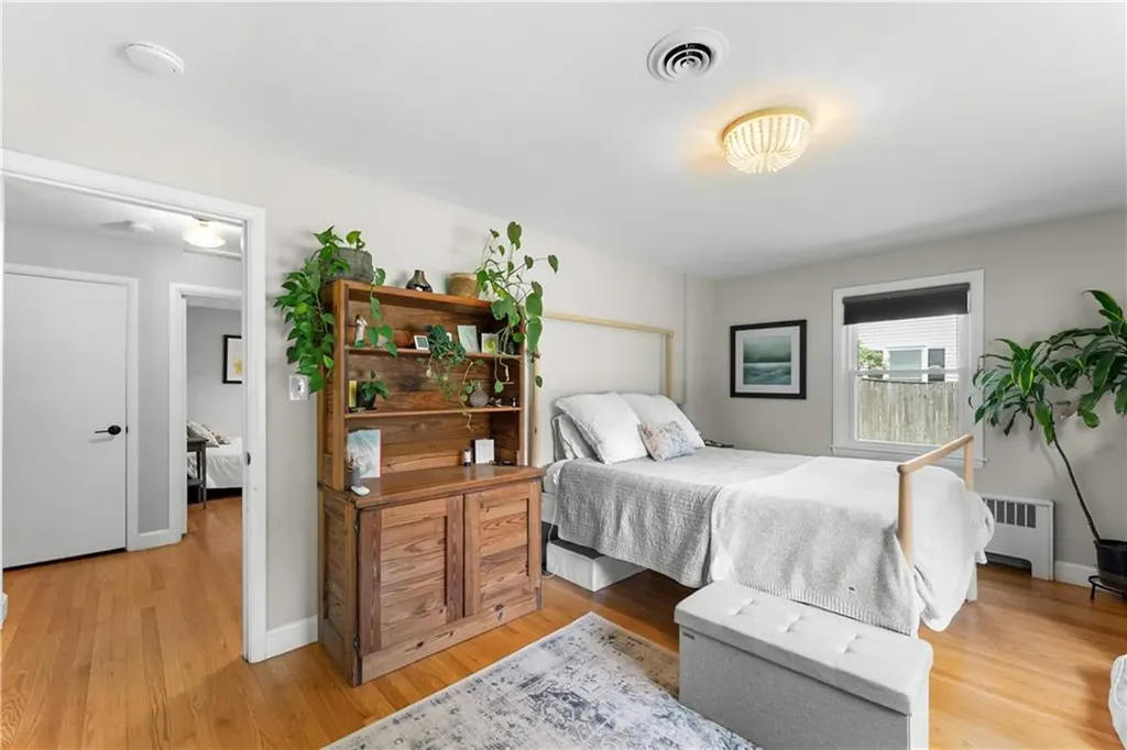 417 Squantum Drive Warwick RI 02888
