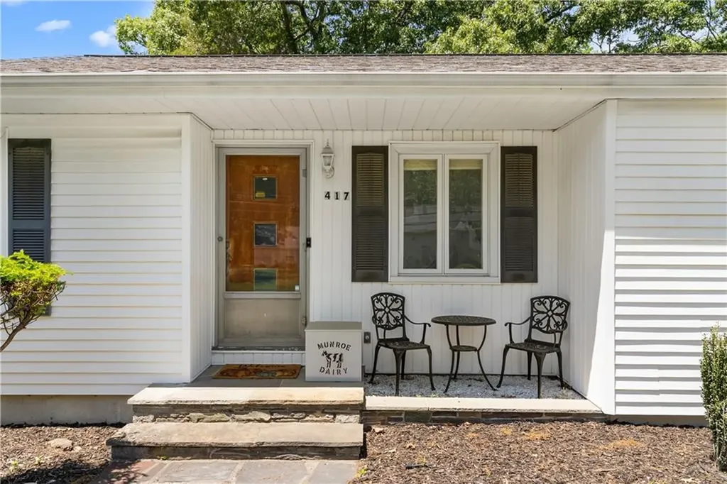 417 Squantum Drive Warwick RI 02888