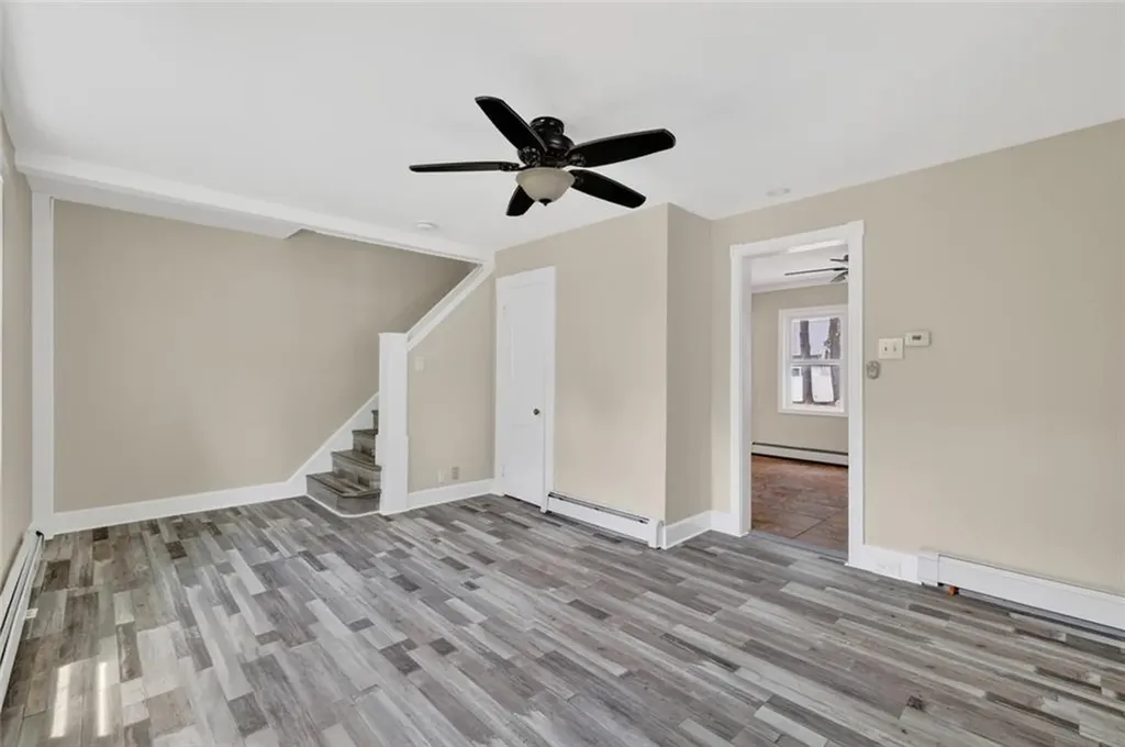 520 524 Providence Street West Warwick RI 02893