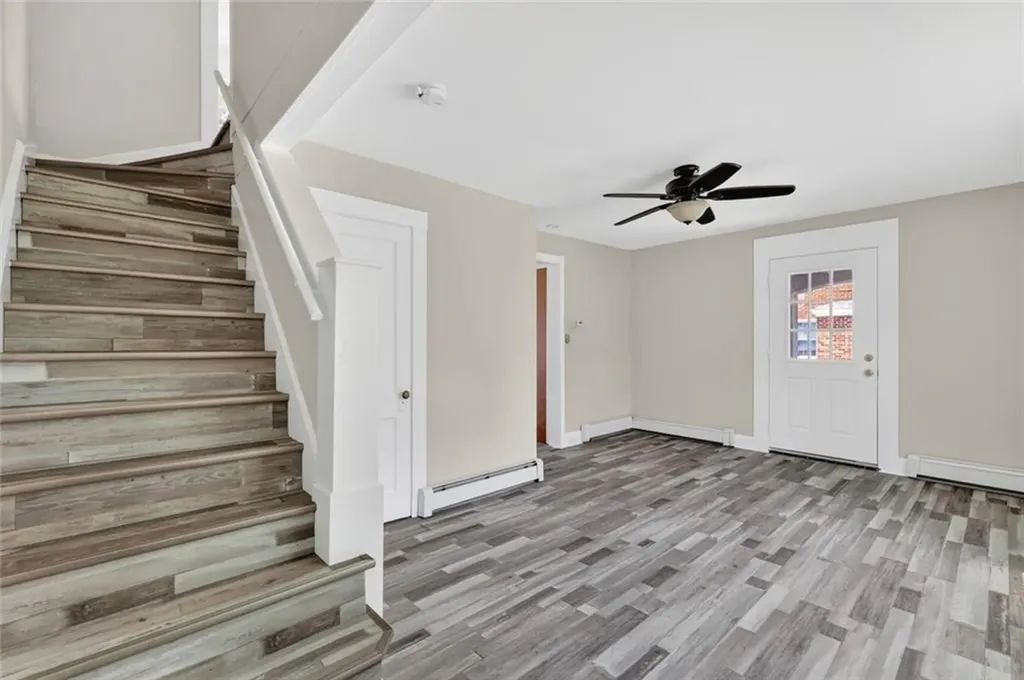 520 524 Providence Street West Warwick RI 02893
