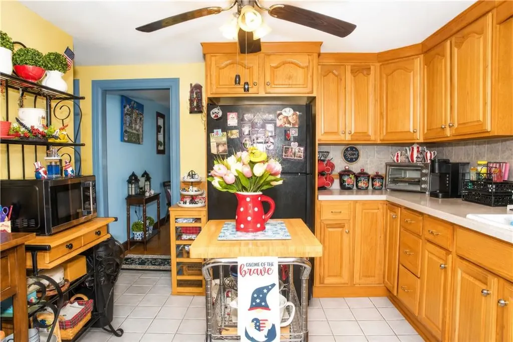 147 Pawtuxet Terrace West Warwick RI 02893