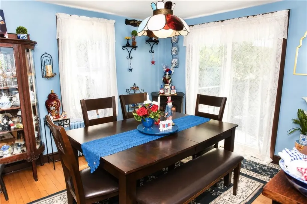 147 Pawtuxet Terrace West Warwick RI 02893