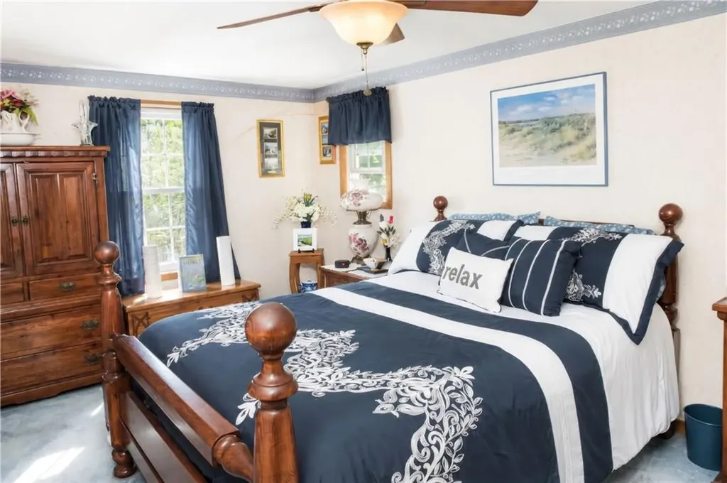 147 Pawtuxet Terrace West Warwick RI 02893