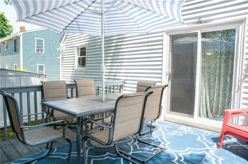 147 Pawtuxet Terrace West Warwick RI 02893