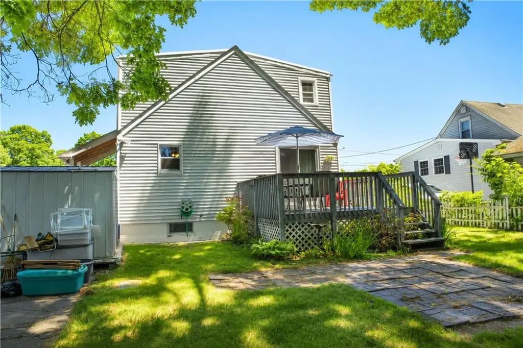 147 Pawtuxet Terrace West Warwick RI 02893