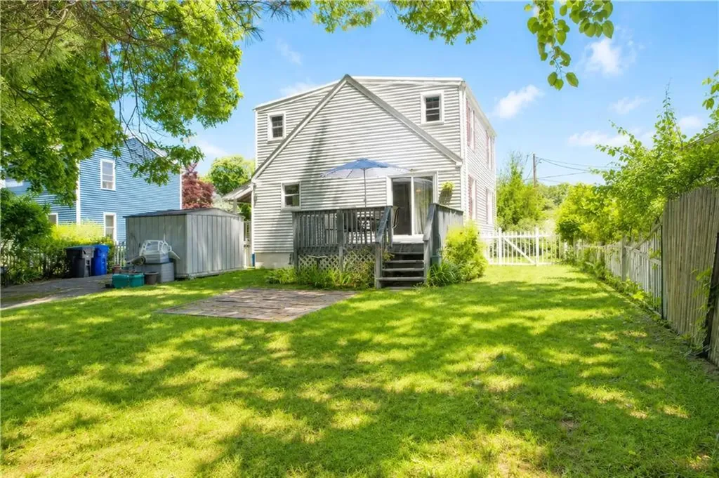 147 Pawtuxet Terrace West Warwick RI 02893
